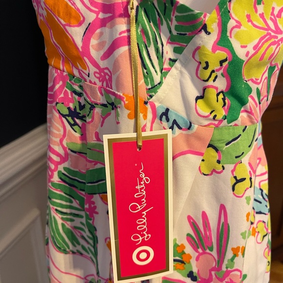 New With Tags Lilly Pulitzer for Target size Med Nosey Posey floral top - Picture 7 of 8